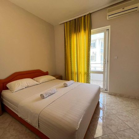 Apartments Ela Ulcinj Kültér fotó