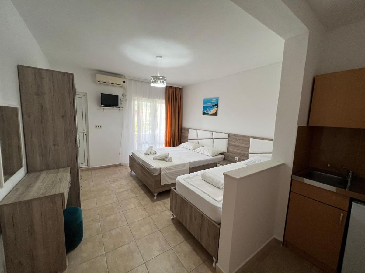 Apartments Ela Ulcinj Kültér fotó