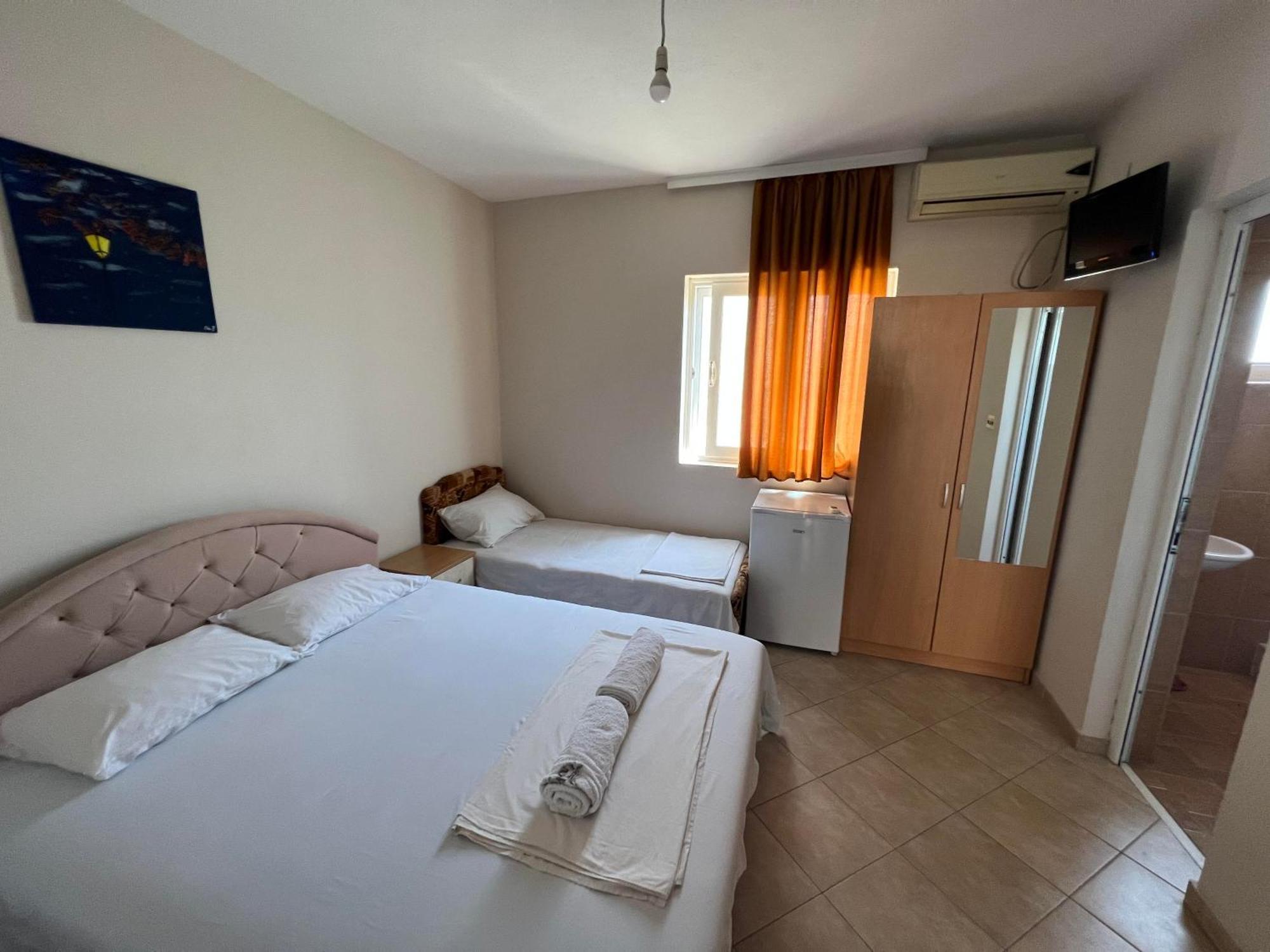 Apartments Ela Ulcinj Kültér fotó