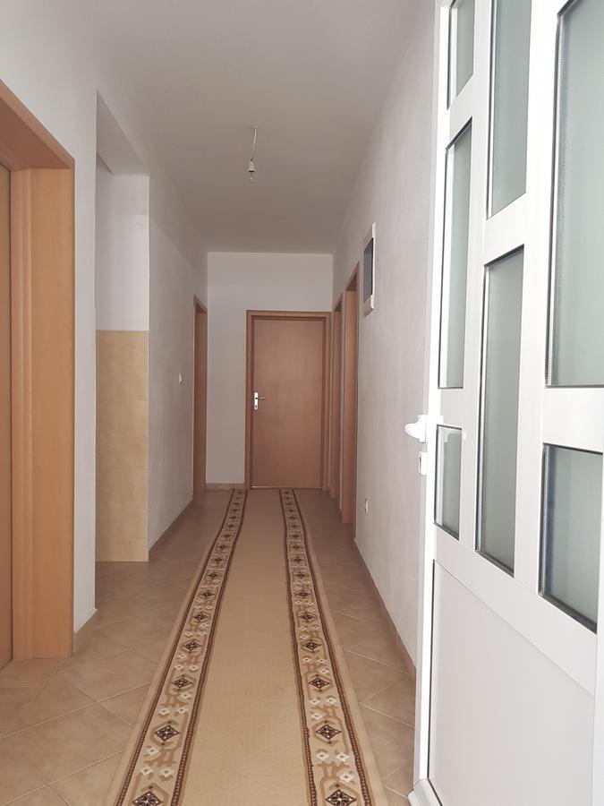 Apartments Ela Ulcinj Kültér fotó